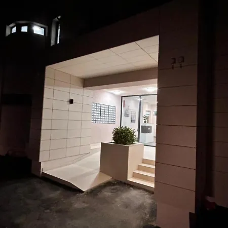 Summit Stay Apartment 布加勒斯特 Exterior photo