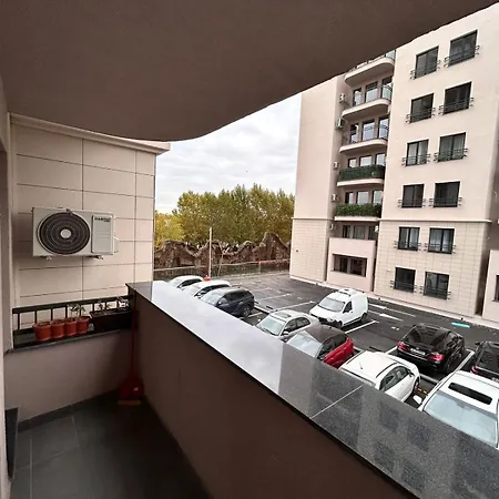 Summit Stay Apartment 布加勒斯特 Exterior photo
