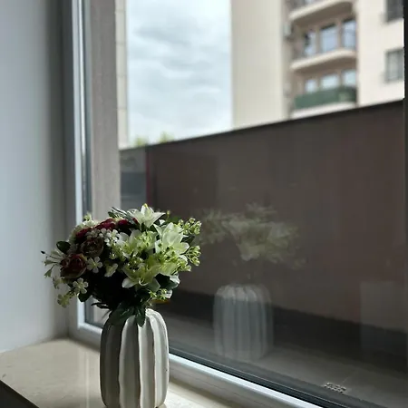 Summit Stay Apartment 布加勒斯特 Exterior photo